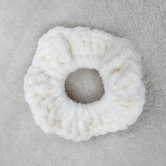 Hand Crafted Accessories - Luxury hand crafted scrunchie